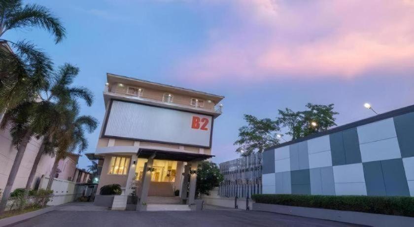 B2 Phitsanulok Boutique & Budget Hotel Kültér fotó