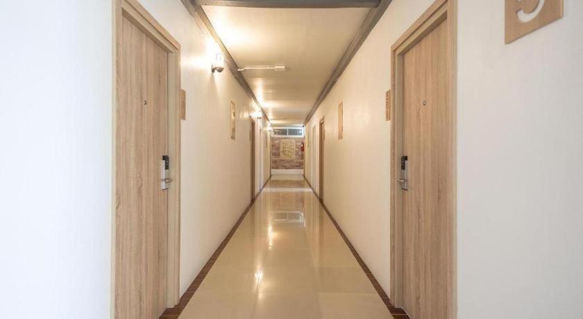 B2 Phitsanulok Boutique & Budget Hotel Kültér fotó
